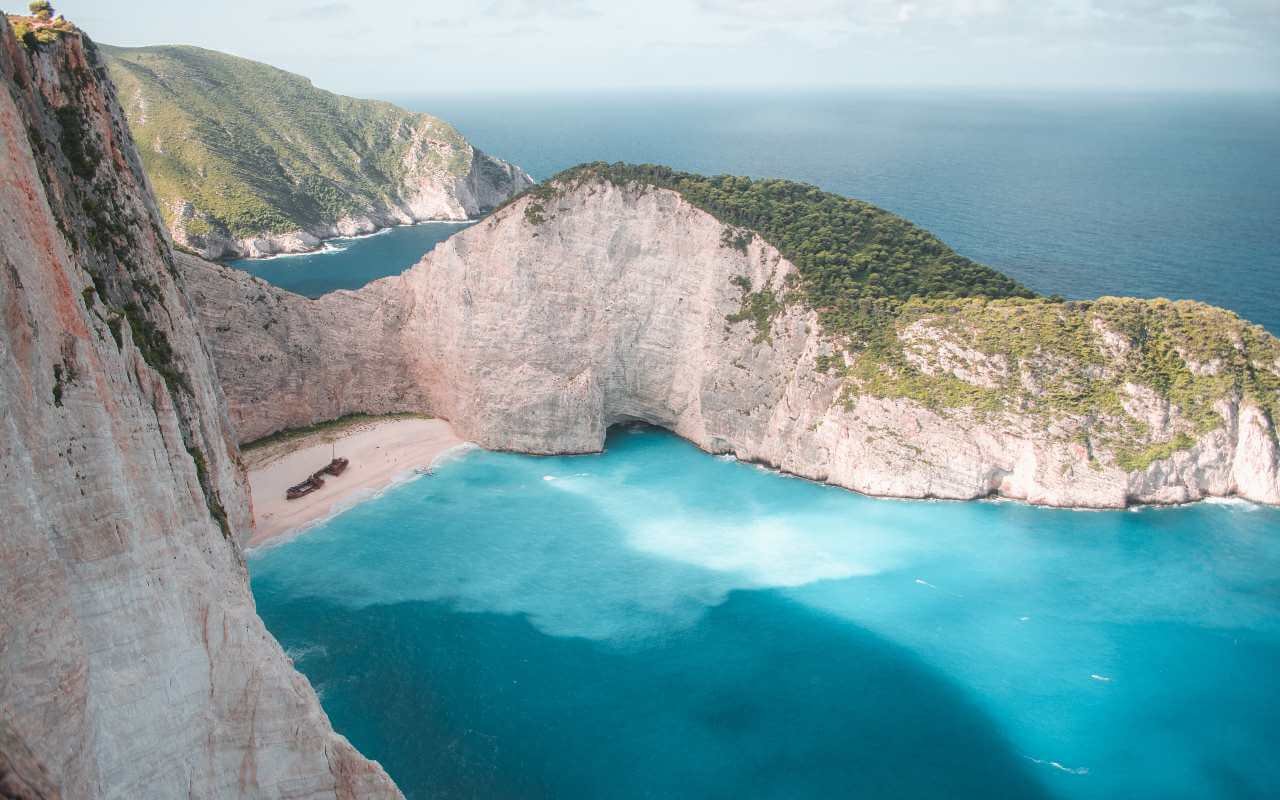 zakintos-more-plaza-planine