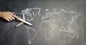 Kako virtuelne ture menjaju način na koji putujemo? mapa-svet-kontinenti-avion