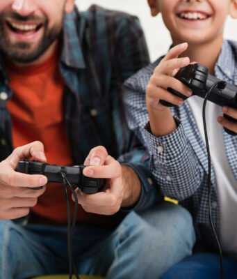 Kako roditelji mogu bezbedno da kontrolišu potrošnju dece u igrama