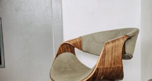 Kako da produžite vek trajanja stolicama koje se svakodnevno koristite? elegantna-drvena-stolica