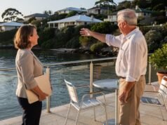 Kako izbeći greške prilikom kupovine nekretnine na moru? muskarac-zena-terasa-more