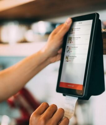 Digitalizacija prodajnog mesta – šta donosi malom biznisu? plaćanje-digitalizacija